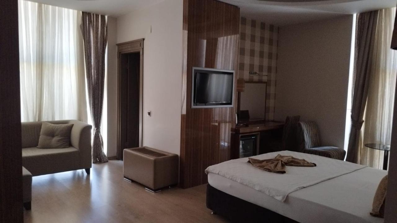 Luks Hotel Мерсин Экстерьер фото